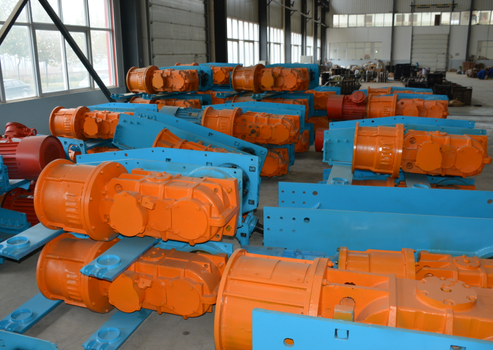 刮板機(jī)堆放 刮板機(jī)堆放