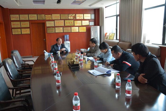 規(guī)劃局到嵩陽煤機(jī)指導(dǎo)工作 規(guī)劃局到嵩陽煤機(jī)指導(dǎo)工作