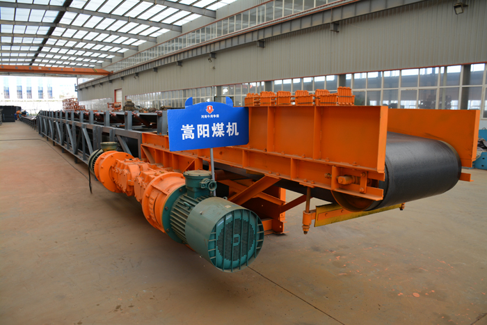 皮帶輸送機(jī)廠家教您如何安裝皮帶輸送機(jī)？