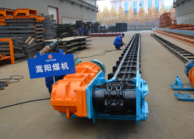 刮板輸送機(jī)廠家 刮板輸送機(jī)廠家