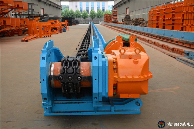 礦用刮板機(jī) 礦用刮板機(jī)