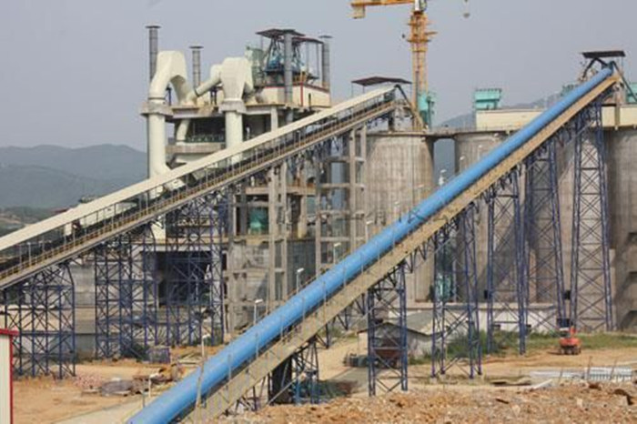 25&deg;度傾角煤礦井上儲煤倉大傾角皮帶機(jī)輸送機(jī) 