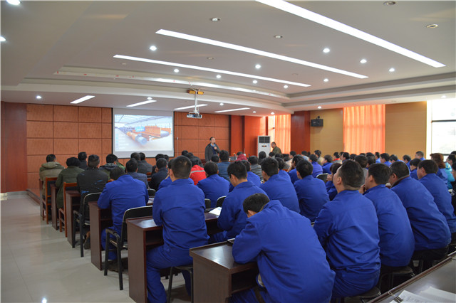 帶式輸送機廠家嵩陽煤機2019年新入職員工培訓(xùn)圓滿結(jié)束